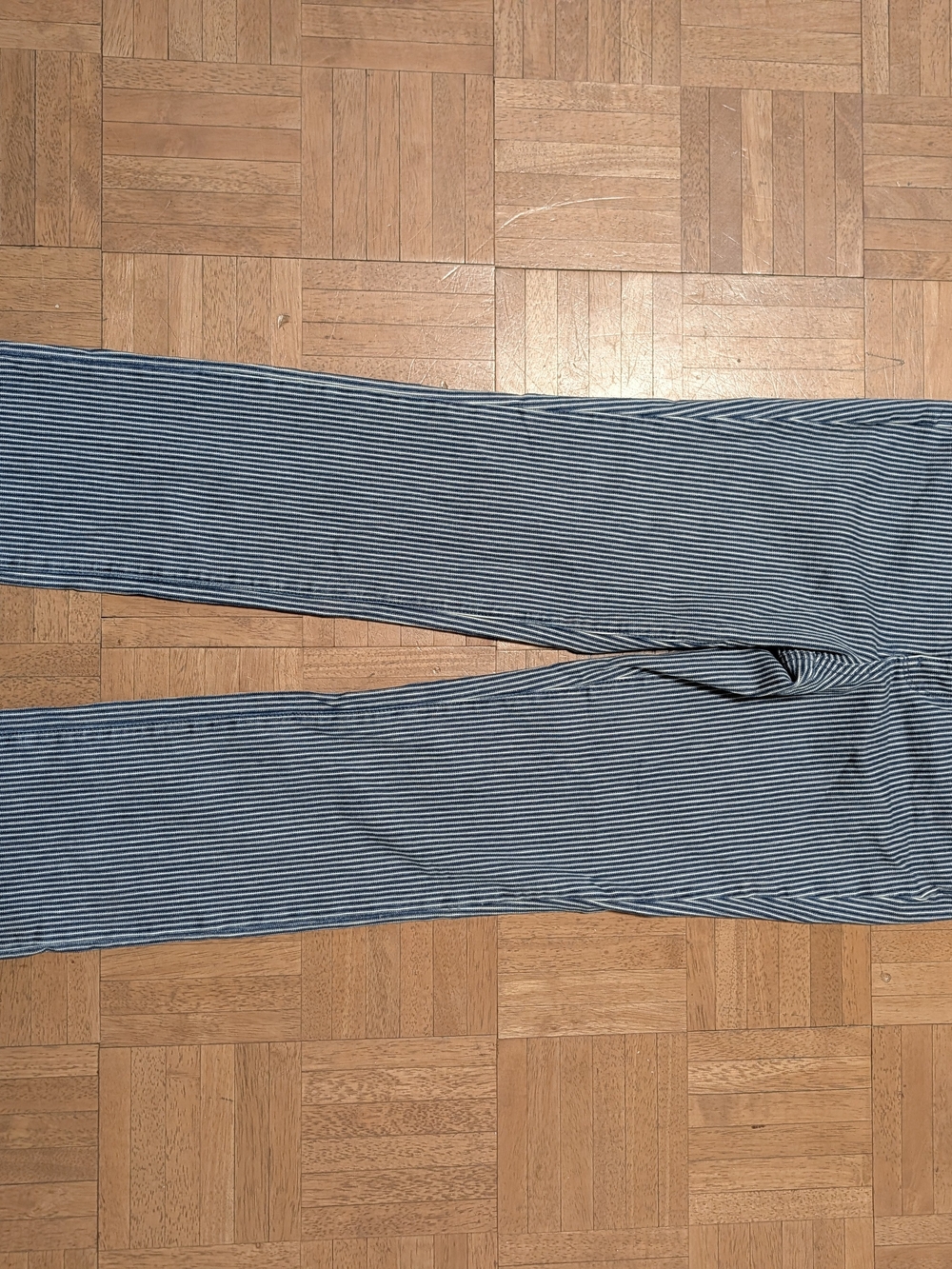 NYDJ Navy and White Pinstripe Straight Leg Jeans Women's Size 4